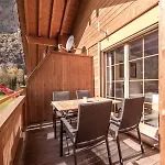 Staubbach, Views, Spacious, Family Friendly Lejlighed Lauterbrunnen