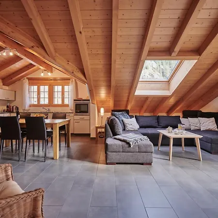 Staubbach, Views, Spacious, Family Friendly * Lauterbrunnen