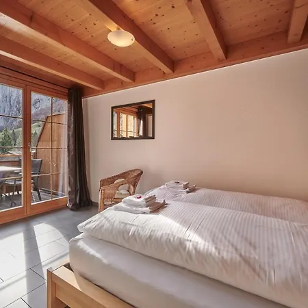 Staubbach, Views, Spacious, Family Friendly アパート ラウターブルンネン