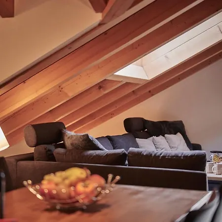 Staubbach, Views, Spacious, Family Friendly Lägenhet *