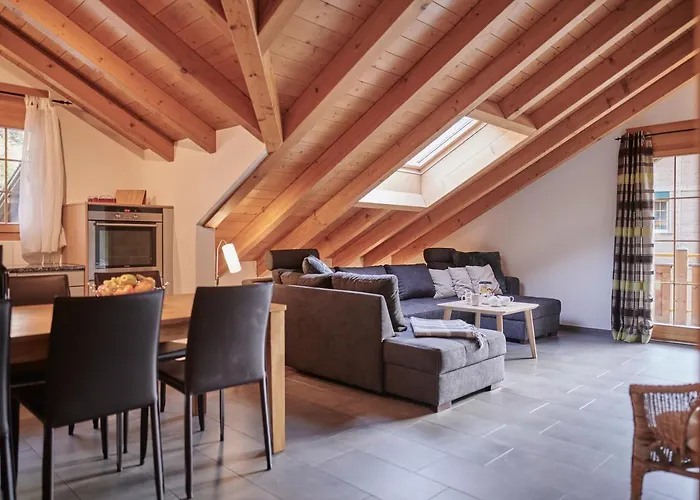 Apartment Staubbach, Views, Spacious, Family Friendly Lauterbrunnen