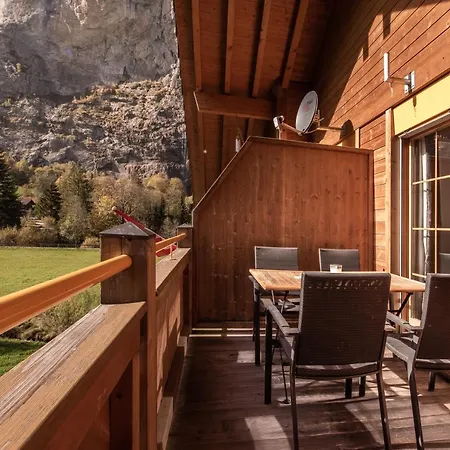 公寓 Staubbach, Views, Spacious, Family Friendly 劳特布龙嫩