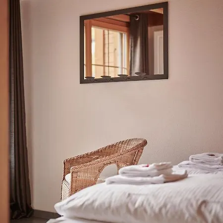 Staubbach, Views, Spacious, Family Friendly 公寓