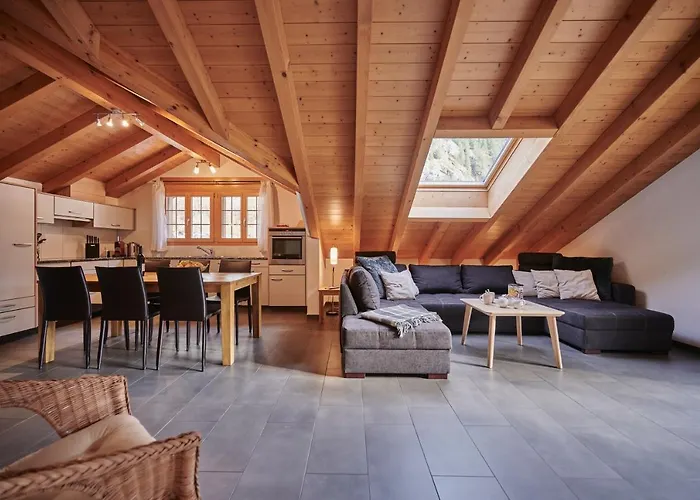 Staubbach, Views, Spacious, Family Friendly * Lauterbrunnen